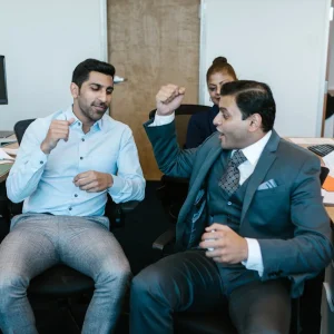 Accountability Through Mentors How Guidance Helps You Stay Consistent and Grow